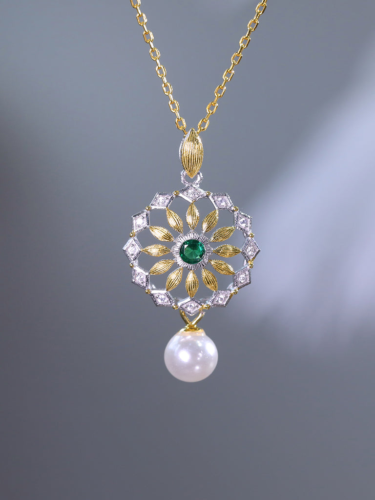 Raneecoco Little Daisy Boucherati Pearl Pendant  Simulated Emerald Necklace